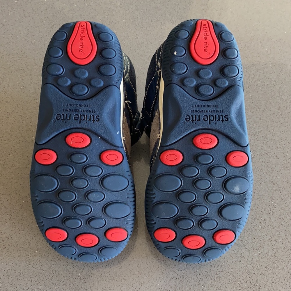 Stride Rite Shoes - Picture 3 of 7